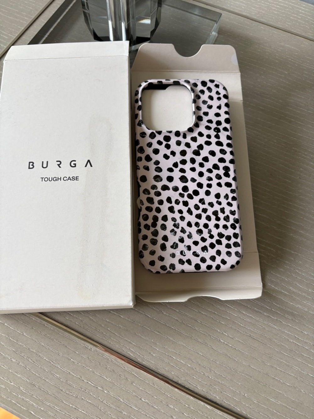 Burga black/white Leopard Print Tough Phone Case iPhone 16 Pro. ordered wrong SZ